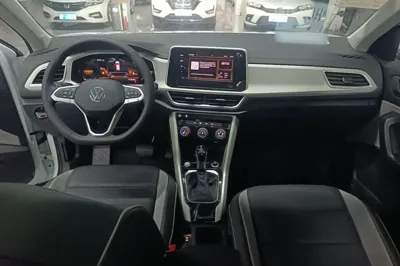 Volkswagen T-Roc 2025, 200 км, за 16530 USD - фото 12
