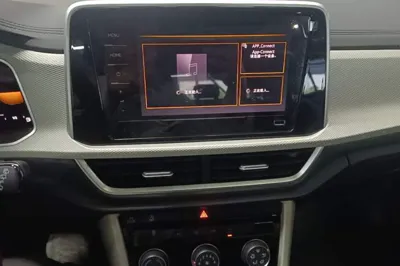 Volkswagen T-Roc 2025, 200 км, за 16530 USD - фото 15