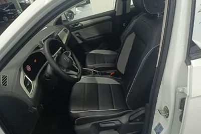 Volkswagen T-Roc 2025, 200 км, за 16530 USD - фото 17