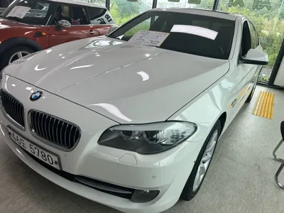 BMW 5-Series 2012, 162228 км, за 4529.34 USD