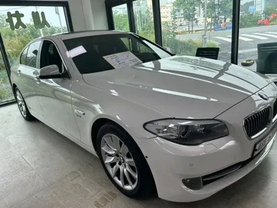 BMW 5-Series 2012, 162228 км, за 4529.34 USD