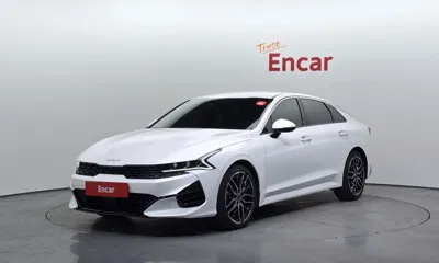 Kia K5 · 2023 год