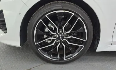 Kia K5 2023, 13113 км, за 17517.2 USD