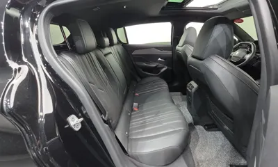 Peugeot 308 2023, 15675 км, за 21498.38 USD - фото 33