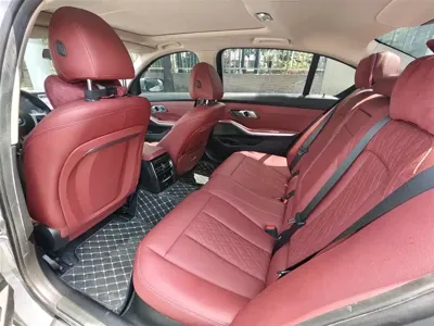BMW 3 Series 2023, 21000 км, за 24808.25 USD