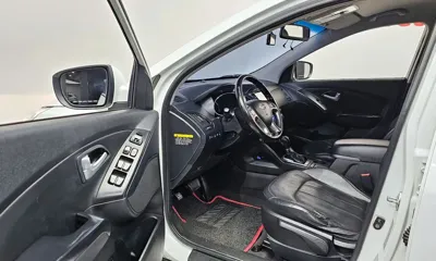 Hyundai Tucson 2014, 144420 км, за 5026.49 USD - фото 11