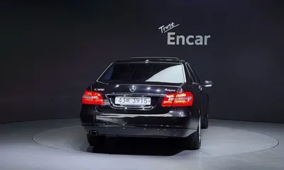 Mercedes-Benz E-Class 2012, 90595 км, за 3744.09 USD