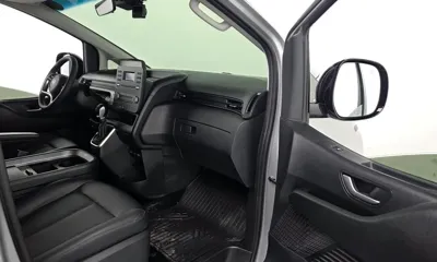 Hyundai Staria 2022, 44889 км, за 15432.7 USD - фото 26