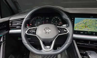 Volkswagen Touareg 2023, 28984 км, за 46934.49 USD - фото 13