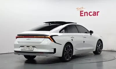 Kia K8 2025, 8582 км, за 24625.42 USD