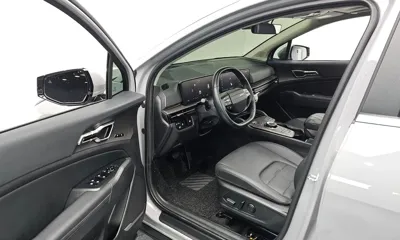 Kia Sportage 2025, 8883 км, за 28610.9 USD - фото 11