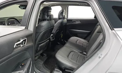 Kia Sportage 2025, 8883 км, за 28610.9 USD - фото 16