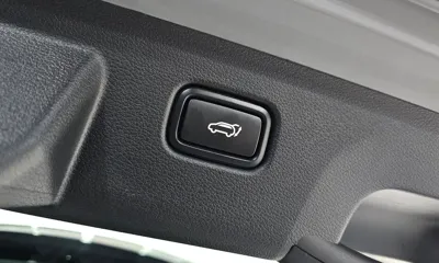 Kia Sportage 2025, 8883 км, за 28610.9 USD - фото 19
