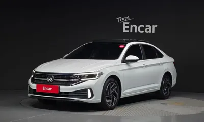 Volkswagen Jetta · 2023 год