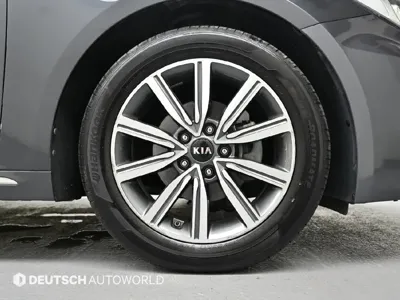 Kia K5 2019, 119636 км, за 7488.44 USD