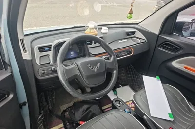 Wuling Hongguang MINIEV 2020, 28800 км, за 4972 USD - фото 12