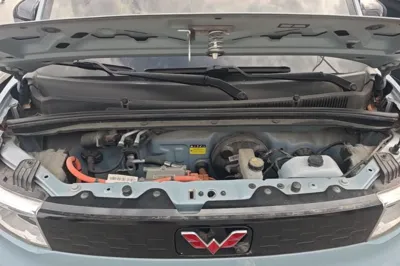 Wuling Hongguang MINIEV 2020, 28800 км, за 4972 USD - фото 24