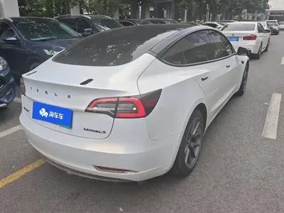 Tesla Model 3 2023, 36000 км, за 28987.08 USD