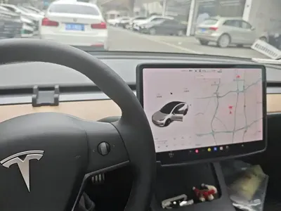 Tesla Model 3 2023, 36000 км, за 28987.08 USD - фото 12