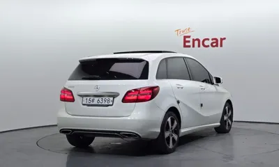 Mercedes-Benz B-Class 2018, 18437 км, за 10986.15 USD