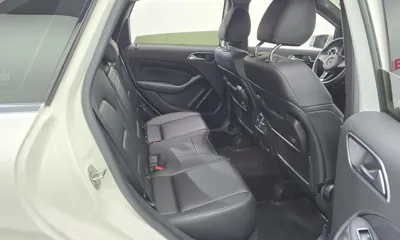Mercedes-Benz B-Class 2018, 18437 км, за 10986.15 USD - фото 11