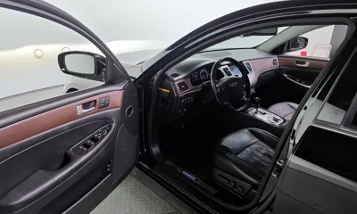 Hyundai Genesis 2013, 78890 км, за 5583.29 USD - фото 11
