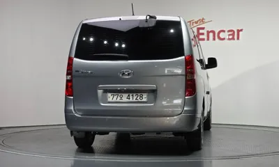 Hyundai Starex 2017, 124708 км, за 6544.16 USD