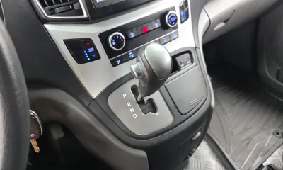 Hyundai Starex 2017, 124708 км, за 6544.16 USD - фото 9