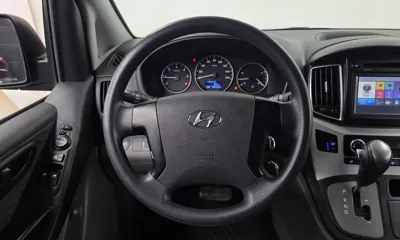 Hyundai Starex 2017, 124708 км, за 6544.16 USD - фото 13