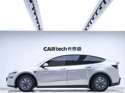 Tesla Model Y L