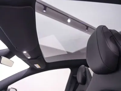 Tesla Model Y L