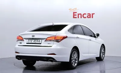 Hyundai i40 2014, 90416 км, за 3759.5 USD