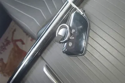 Volkswagen ID.3 2024, 77500 км, за 13563 USD - фото 23