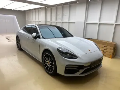 Porsche Panamera · 2022 год