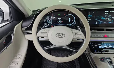 Hyundai Grandeur 2023, 38858 км, за 16895.27 USD - фото 13