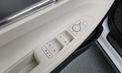 Hyundai Grandeur 2023, 38858 км, за 16895.27 USD - фото 31