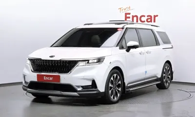 Kia Canival · 2021 год