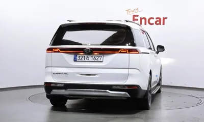 Kia Canival 2021, 76910 км, за 17581.55 USD