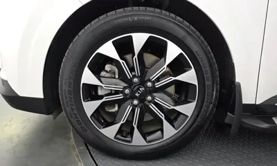 Kia Canival 2021, 76910 км, за 17581.55 USD