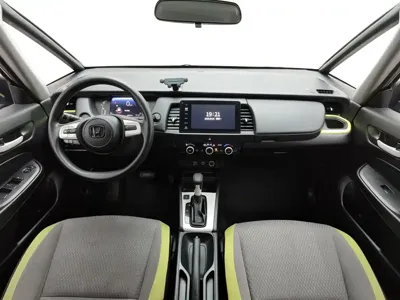 Honda Fit 2021, 68900 км, за 5709.13 USD