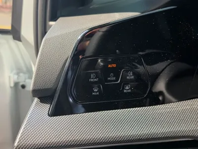 Volkswagen Golf 2026, 624 км, за 24414.54 USD - фото 10