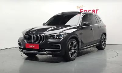 BMW X5 · 2022 год