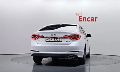 Hyundai Sonata 2015, 139142 км, за 5146.58 USD