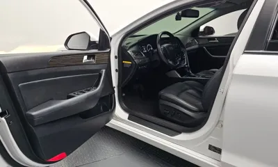 Hyundai Sonata 2015, 139142 км, за 5146.58 USD - фото 10
