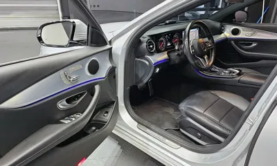Mercedes-Benz E-Class 2020, 116747 км, за 12871.35 USD - фото 11