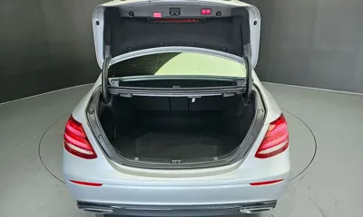 Mercedes-Benz E-Class 2020, 116747 км, за 12871.35 USD - фото 20