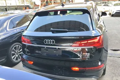 Audi Q5L 2022, 76900 км, за 29924 USD
