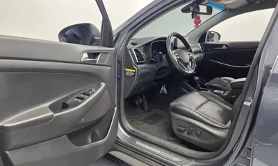 Hyundai Tucson 2019, 118408 км, за 10373.31 USD - фото 10