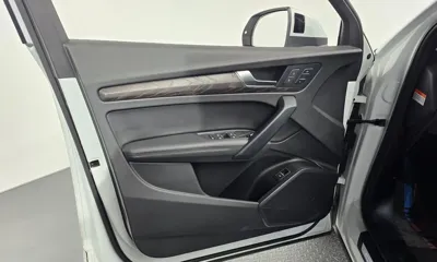 Audi Q5 2023, 60706 км, за 31061.63 USD - фото 24