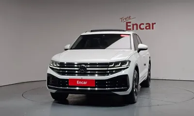 Volkswagen Touareg 2024, 29300 км, за 46513.18 USD